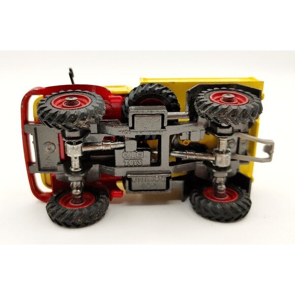 Corgi Toys #406 Mercedes Benz  Unimog w/ Canopy - Picture 9 of 9